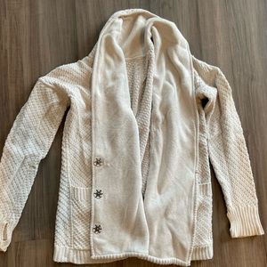 Beautiful Lululemon sweater 😍😍😍